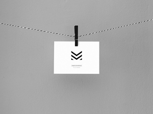 Note Mockup Hanging