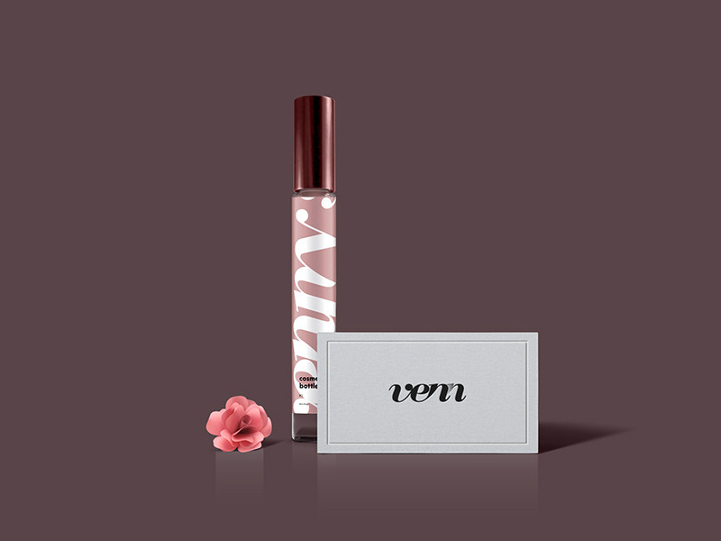 4472+ Perfume Mockup Psd